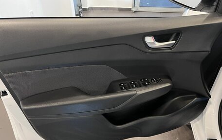 Hyundai Solaris II рестайлинг, 2022 год, 1 700 000 рублей, 22 фотография