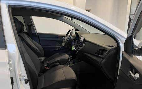 Hyundai Solaris II рестайлинг, 2022 год, 1 700 000 рублей, 29 фотография
