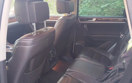 Volkswagen Touareg III, 2012 год, 1 990 000 рублей, 12 фотография