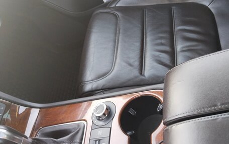 Volkswagen Touareg III, 2012 год, 1 990 000 рублей, 23 фотография