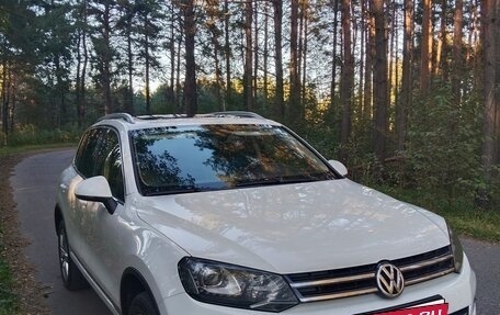 Volkswagen Touareg III, 2012 год, 1 990 000 рублей, 17 фотография