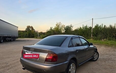 Audi A4, 1995 год, 140 000 рублей, 5 фотография