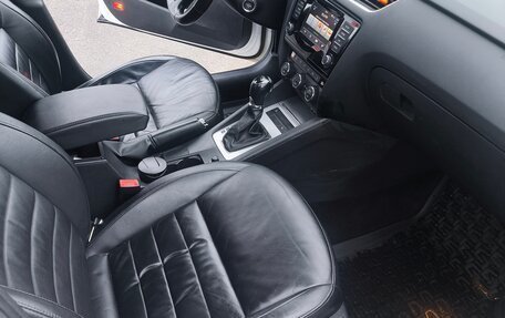 Skoda Octavia, 2014 год, 1 330 000 рублей, 6 фотография
