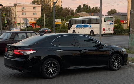 Toyota Camry, 2020 год, 3 150 000 рублей, 5 фотография