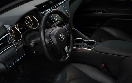 Toyota Camry, 2020 год, 3 150 000 рублей, 7 фотография
