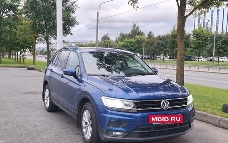 Volkswagen Tiguan II, 2019 год, 2 480 000 рублей, 2 фотография
