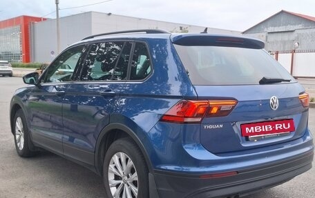 Volkswagen Tiguan II, 2019 год, 2 480 000 рублей, 6 фотография
