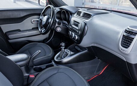 KIA Soul II рестайлинг, 2014 год, 799 000 рублей, 8 фотография