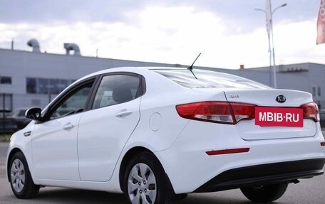 KIA Rio III рестайлинг, 2016 год, 988 000 рублей, 7 фотография