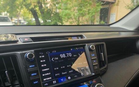 Toyota RAV4, 2017 год, 2 479 000 рублей, 12 фотография