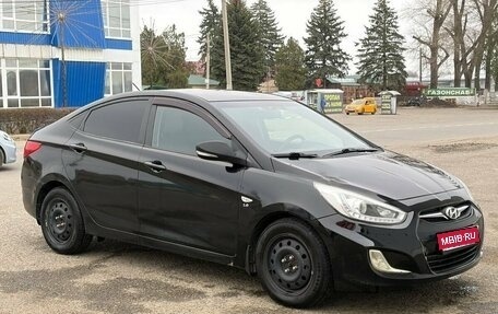 Hyundai Solaris II рестайлинг, 2013 год, 650 000 рублей, 1 фотография