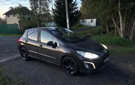 Peugeot 308 II, 2011 год, 485 000 рублей, 2 фотография