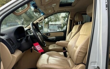 Hyundai Grand Starex Grand Starex I рестайлинг 2, 2008 год, 950 000 рублей, 21 фотография