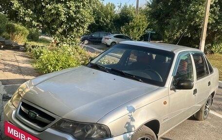 Daewoo Nexia I рестайлинг, 2010 год, 300 000 рублей, 2 фотография