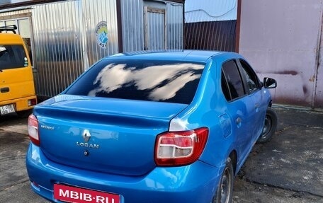 Renault Logan II, 2015 год, 250 000 рублей, 20 фотография