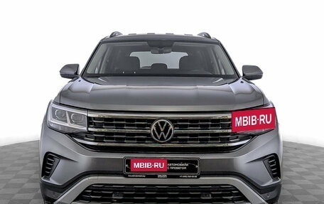 Volkswagen Teramont I, 2021 год, 3 900 000 рублей, 2 фотография