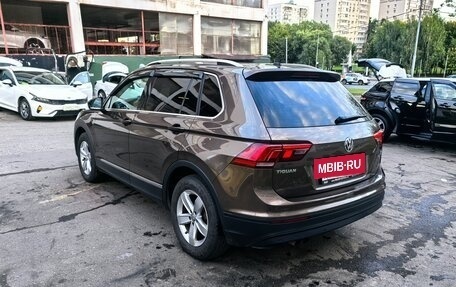 Volkswagen Tiguan II, 2017 год, 2 500 000 рублей, 6 фотография