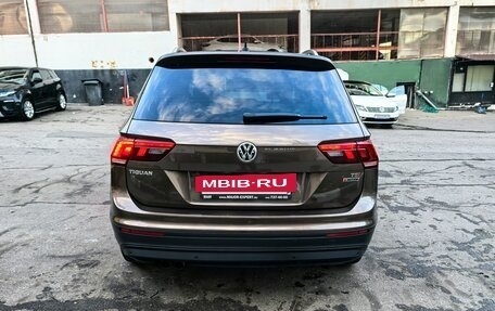 Volkswagen Tiguan II, 2017 год, 2 500 000 рублей, 5 фотография