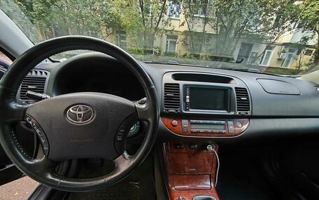 Toyota Camry V40, 2004 год, 630 000 рублей, 10 фотография