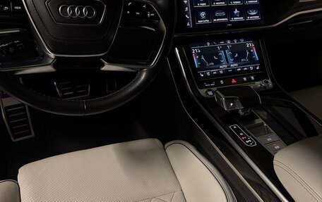 Audi A8, 2022 год, 7 150 000 рублей, 12 фотография
