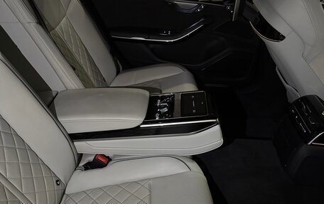 Audi A8, 2022 год, 7 150 000 рублей, 10 фотография