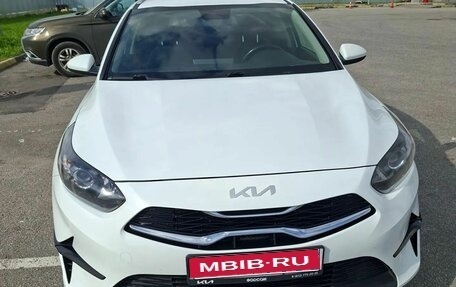 KIA cee'd III, 2021 год, 1 990 000 рублей, 1 фотография