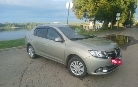 Renault Logan II, 2015 год, 789 000 рублей, 6 фотография