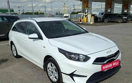 KIA cee'd III, 2021 год, 1 990 000 рублей, 2 фотография