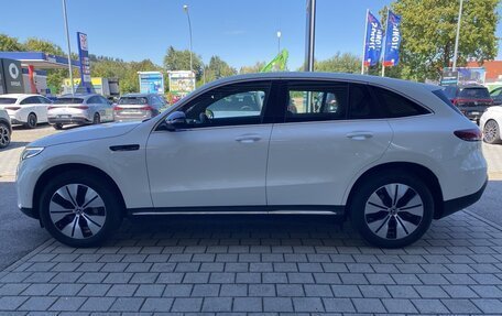 Mercedes-Benz EQC, 2022 год, 8 476 461 рублей, 4 фотография