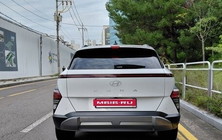 Hyundai Kona, 2023 год, 2 690 000 рублей, 5 фотография