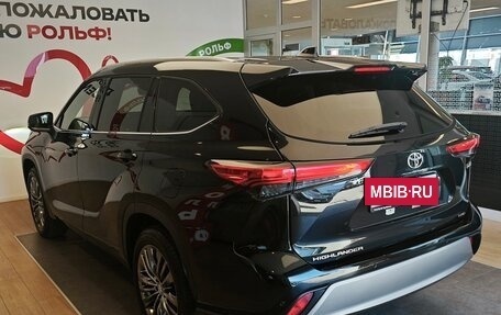 Toyota Highlander, 2026 год, 5 600 000 рублей, 4 фотография