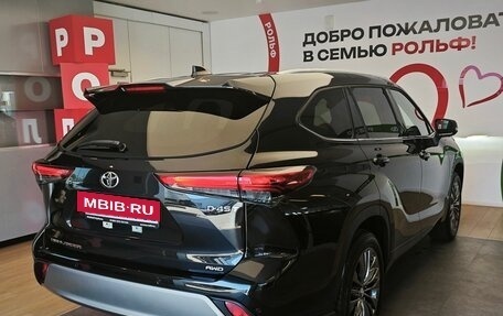 Toyota Highlander, 2026 год, 5 600 000 рублей, 6 фотография