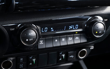 Toyota Hilux VIII, 2025 год, 7 800 000 рублей, 17 фотография