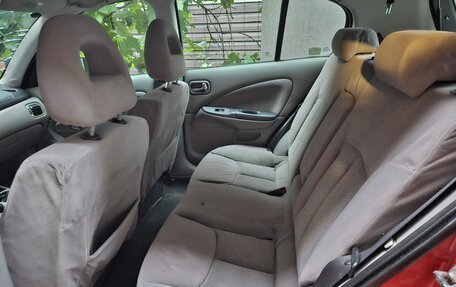 Nissan Almera, 2001 год, 100 000 рублей, 10 фотография
