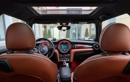 MINI Hatch, 2020 год, 3 000 000 рублей, 10 фотография