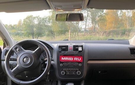 Volkswagen Jetta VI, 2010 год, 620 000 рублей, 13 фотография