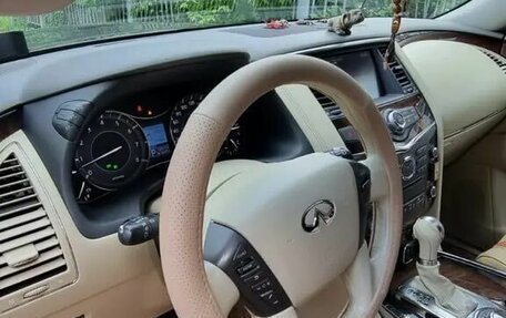 Infiniti QX56, 2012 год, 2 800 000 рублей, 5 фотография