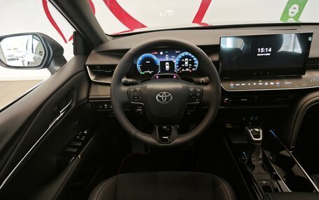 Toyota Camry, 2025 год, 4 650 000 рублей, 8 фотография