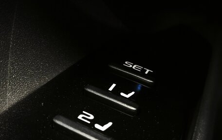 Toyota Camry, 2025 год, 4 650 000 рублей, 13 фотография