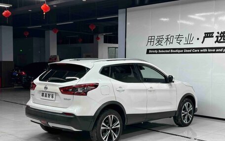 Nissan Qashqai, 2022 год, 1 890 000 рублей, 4 фотография