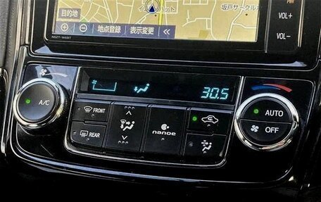 Toyota Corolla, 2019 год, 998 000 рублей, 13 фотография