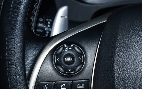 Mitsubishi Outlander III рестайлинг 3, 2014 год, 1 849 000 рублей, 24 фотография
