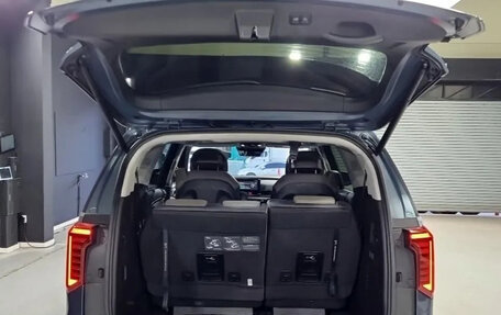 KIA Carnival, 2024 год, 6 130 001 рублей, 17 фотография