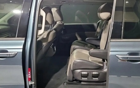 KIA Carnival, 2024 год, 6 130 001 рублей, 10 фотография