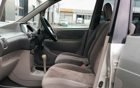 Toyota Corolla Spacio II, 1999 год, 390 000 рублей, 17 фотография