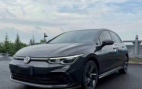 Volkswagen Golf VIII, 2023 год, 1 680 004 рублей, 3 фотография