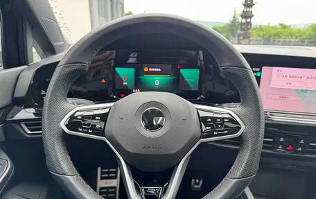 Volkswagen Golf VIII, 2023 год, 1 680 004 рублей, 14 фотография