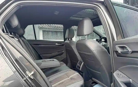 Volkswagen Golf VIII, 2023 год, 1 680 004 рублей, 12 фотография
