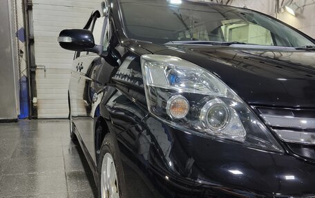 Toyota ISis I, 2011 год, 1 310 000 рублей, 8 фотография