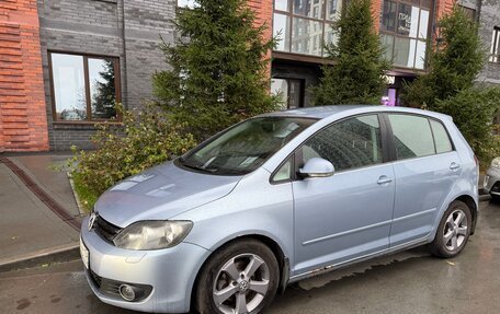 Volkswagen Golf Plus II, 2011 год, 690 000 рублей, 2 фотография